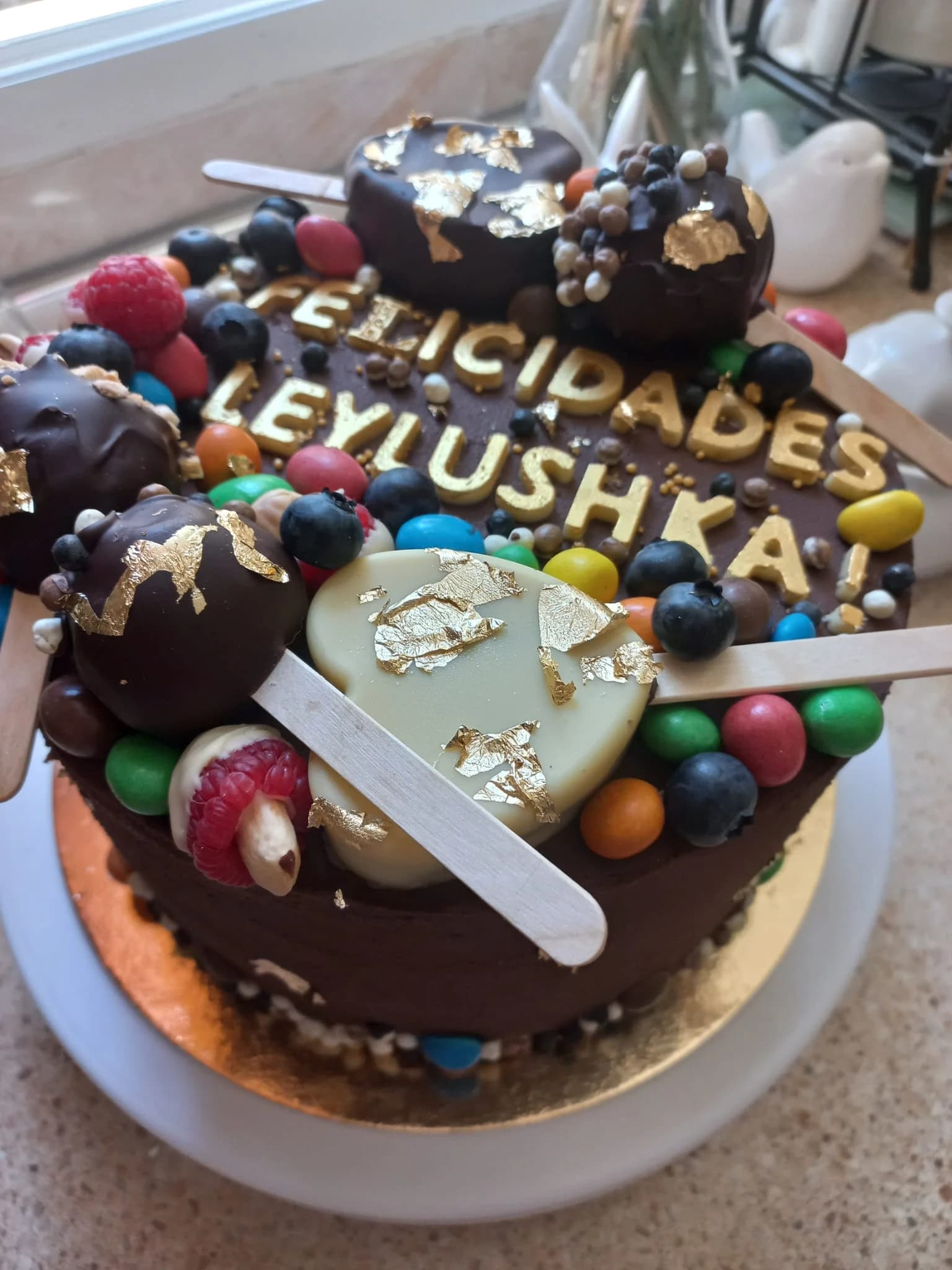 Cake pops "Heart" and "Assorted"