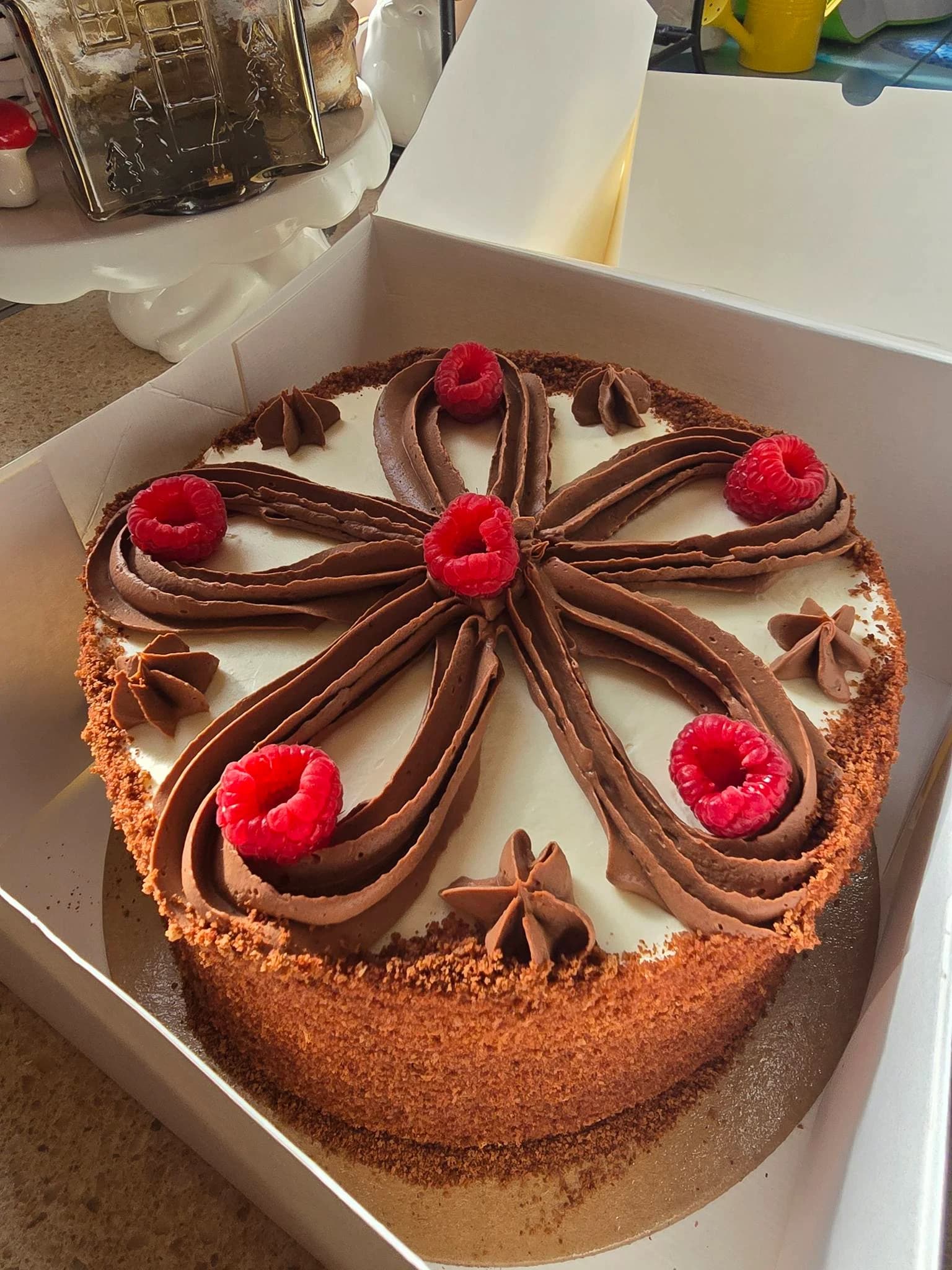 Cake "Tropical Day, Southern Night"