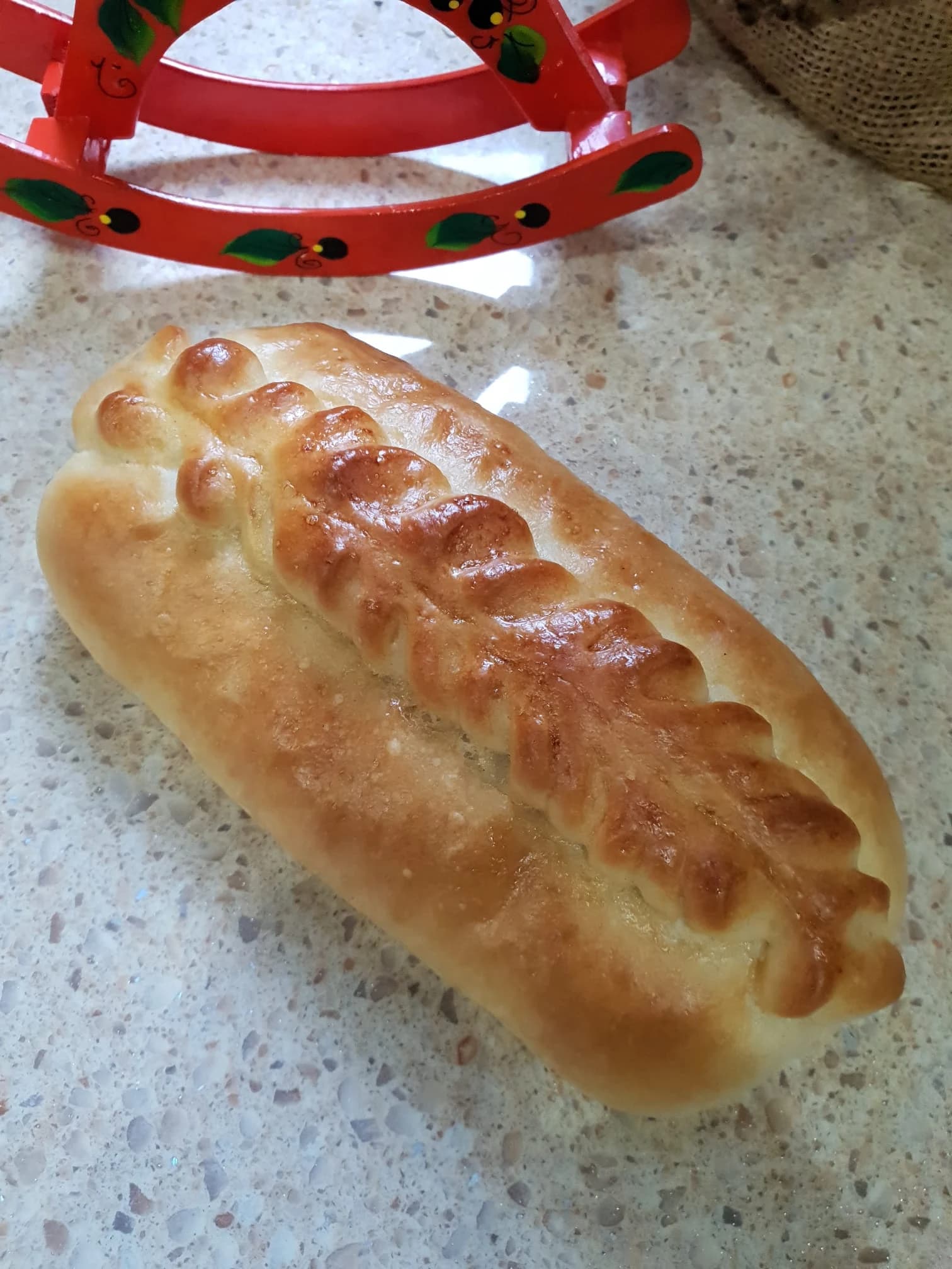 Sweet cheese and raisin buns